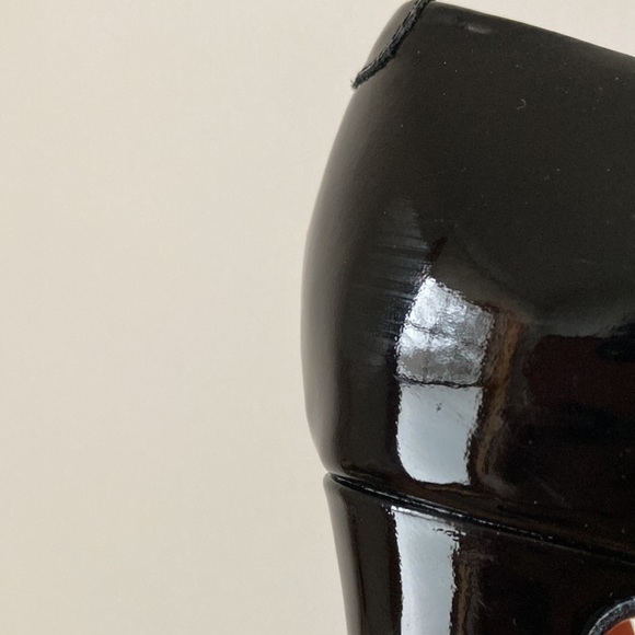 Black patent leather pump sz 9 EUC - Picture 10 of 12